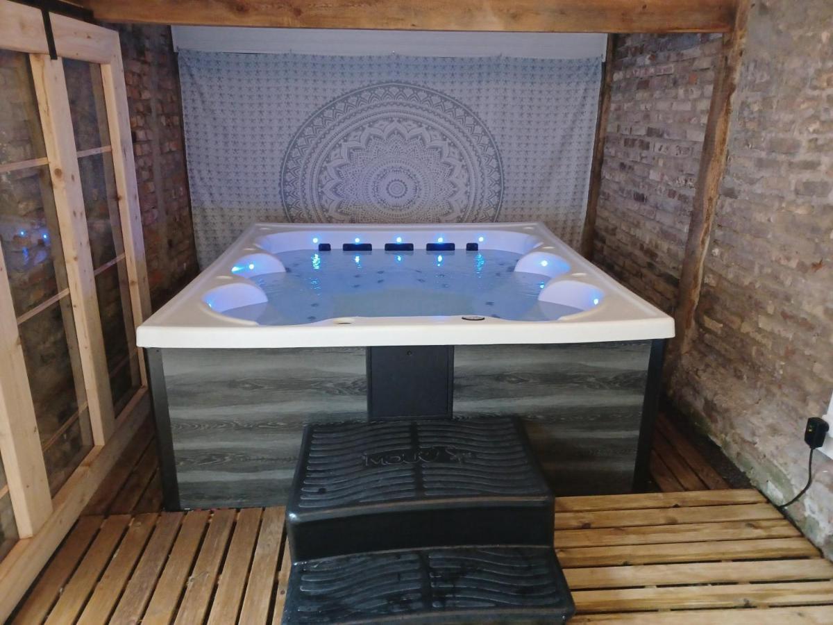 Le Refuge De Normandie Avec Spa Et Cheminee Mesnieres-en-Bray 外观 照片
